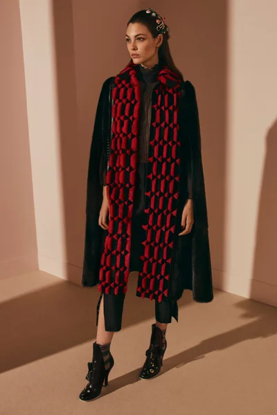 Look 29